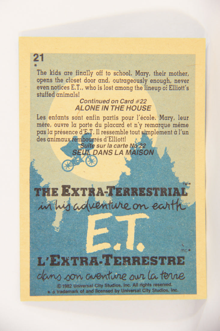 E.T. The Extra-Terrestrial 1982 Trading Card #21 A Quick Disguise FR-ENG OPC L018048
