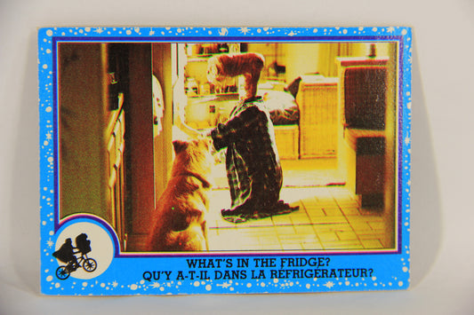 E.T. The Extra-Terrestrial 1982 Trading Card #25 What's In The Fridge FR-ENG OPC L018052