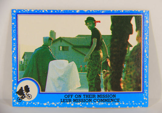 E.T. The Extra-Terrestrial 1982 Trading Card #43 Off On Their Mission FR-ENG OPC L018070