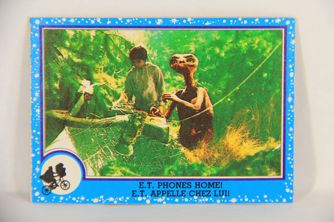 E.T. The Extra-Terrestrial 1982 Trading Card #47 E.T. Phones Home FR-ENG OPC L018074