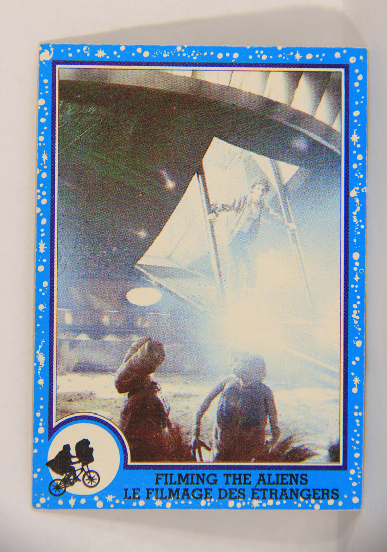 E.T. The Extra-Terrestrial 1982 Trading Card #84 Filming The Aliens FR-ENG OPC L018111