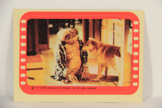 E.T. The Extra-Terrestrial 1982 Trading Card Sticker #2 E.T. And Harvey L018116