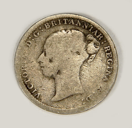 1885 Great Britain 3 Queen Victoria Silver Coin .925 Threepence L018689