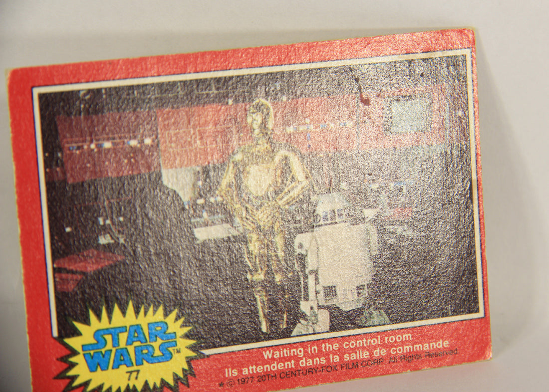 Star Wars 1977 Trading Card #77 Waiting In The Control Room FR-ENG OPC L018767