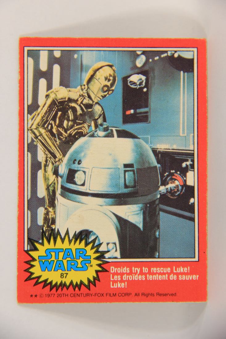 Star Wars 1977 Trading Card #87 The Droids Try To Rescue Luke FR-ENG OPC L018777