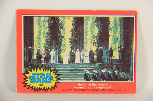 Star Wars 1977 Trading Card #90 Honoring The Victors FR-ENG O-Pee-Chee L018780