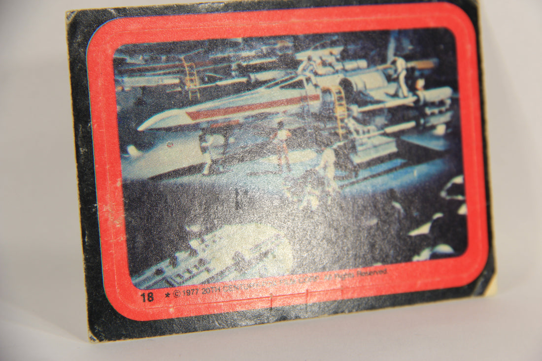 Star Wars 1977 Sticker Card #18 Rebel Base X-Wing Fighter ENG O-Pee-Chee L018824