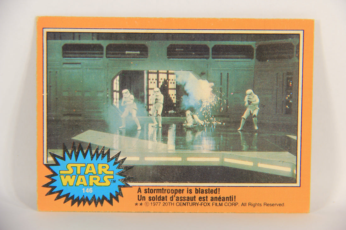 Star Wars 1977 Trading Card #146 A Stormtrooper Is Blasted FR-ENG OPC L018829