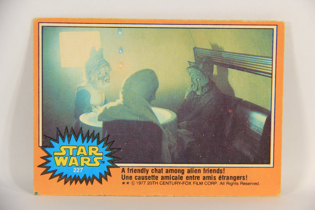 Star Wars 1977 Card #227 A Friendly Chat Among Alien Friends FR-ENG OPC L018871