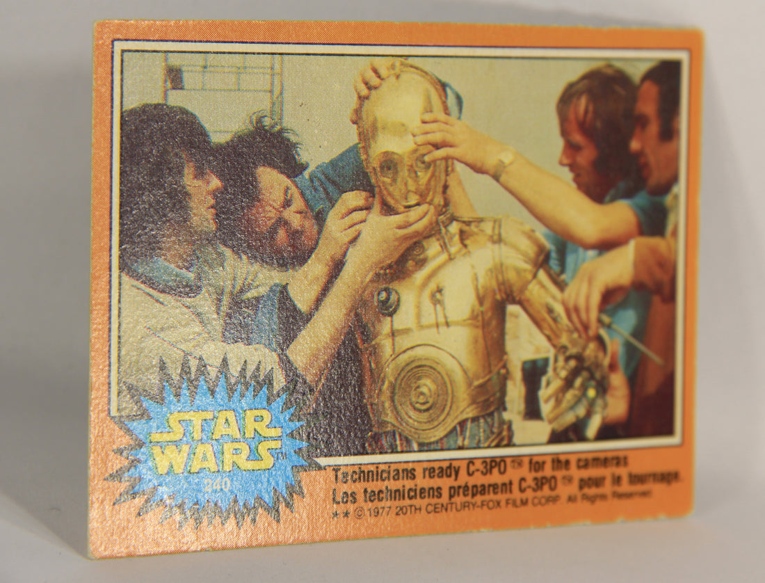 Star Wars 1977 Card #240 Technicians Ready C-3PO For The Cameras FR-ENG OPC L018876