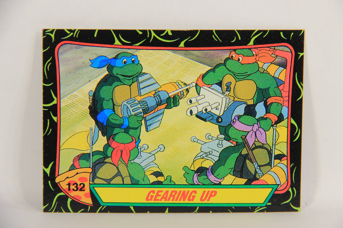 Teenage Mutant Ninja Turtles 2nd Series 1989 Trading Card #132 Gearing Up L018988