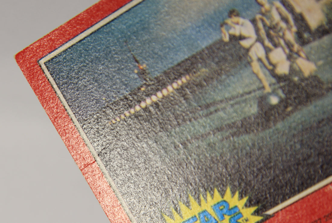 Star Wars 1977 Trading Card #80 Where Has R2-D2 Gone FR-ENG OPC L019033