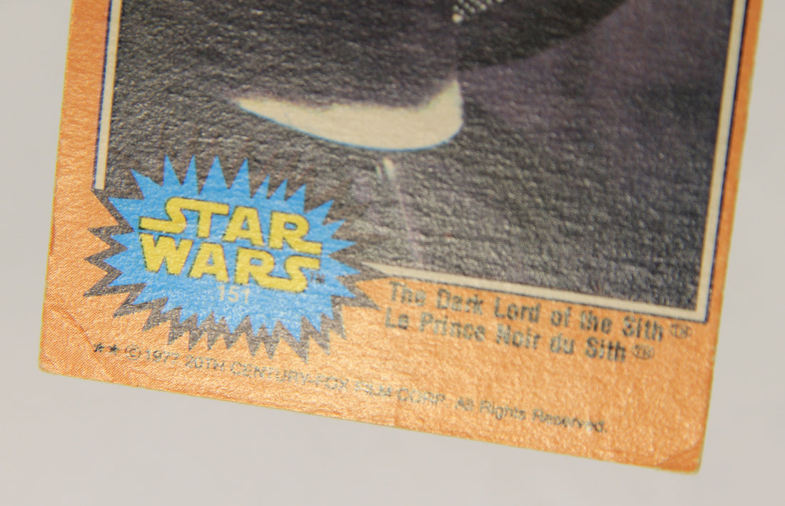 Star Wars 1977 Trading Card #151 The Dark Lord Of The Sith FR-ENG O-Pee-Chee L019051