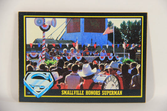 Superman 3 Topps 1983 Trading Card #47 Smallville Honors Superman ENG L019112