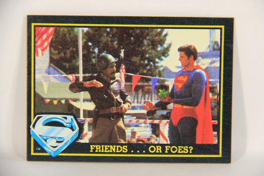 Superman 3 Topps 1983 Trading Card #51 Friends Or Foes ENG L019116