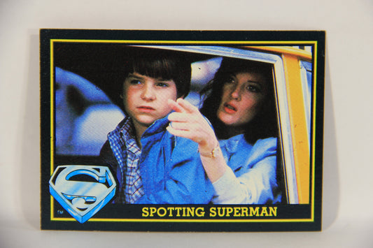 Superman 3 Topps 1983 Trading Card #58 Spotting Superman ENG L019123