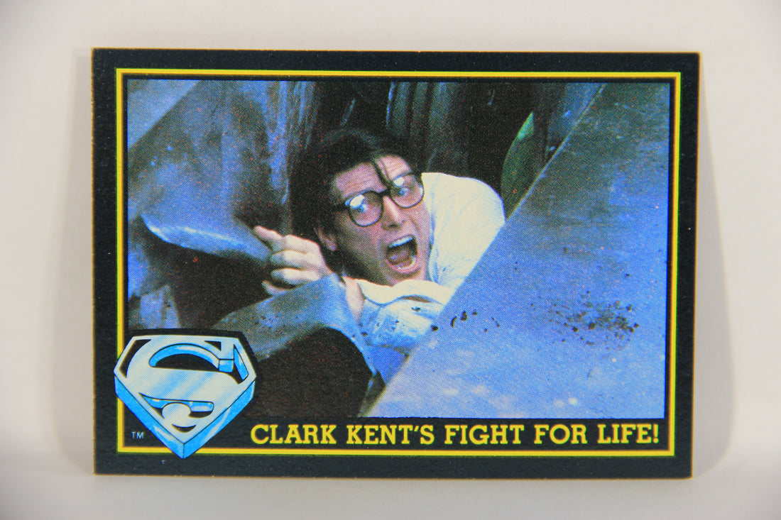 Superman 3 Topps 1983 Trading Card #65 Clark Kent's Fight For Life ENG L019130