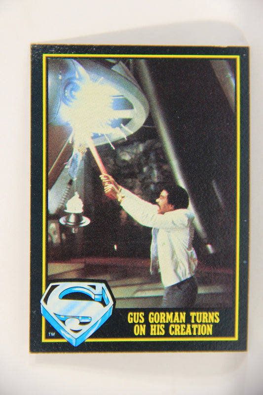 Superman 3 Topps 1983 Trading Card #81 Gus Gorman Turns On His Creation ENG L019146