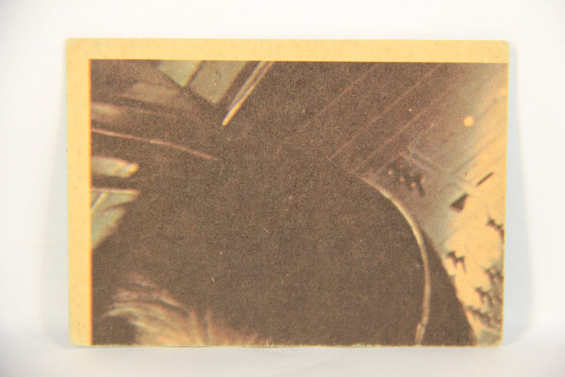 Star Wars 1977 Trading Card #8 Grand Moff Tarkin FR-ENG O-Pee-Chee L019190