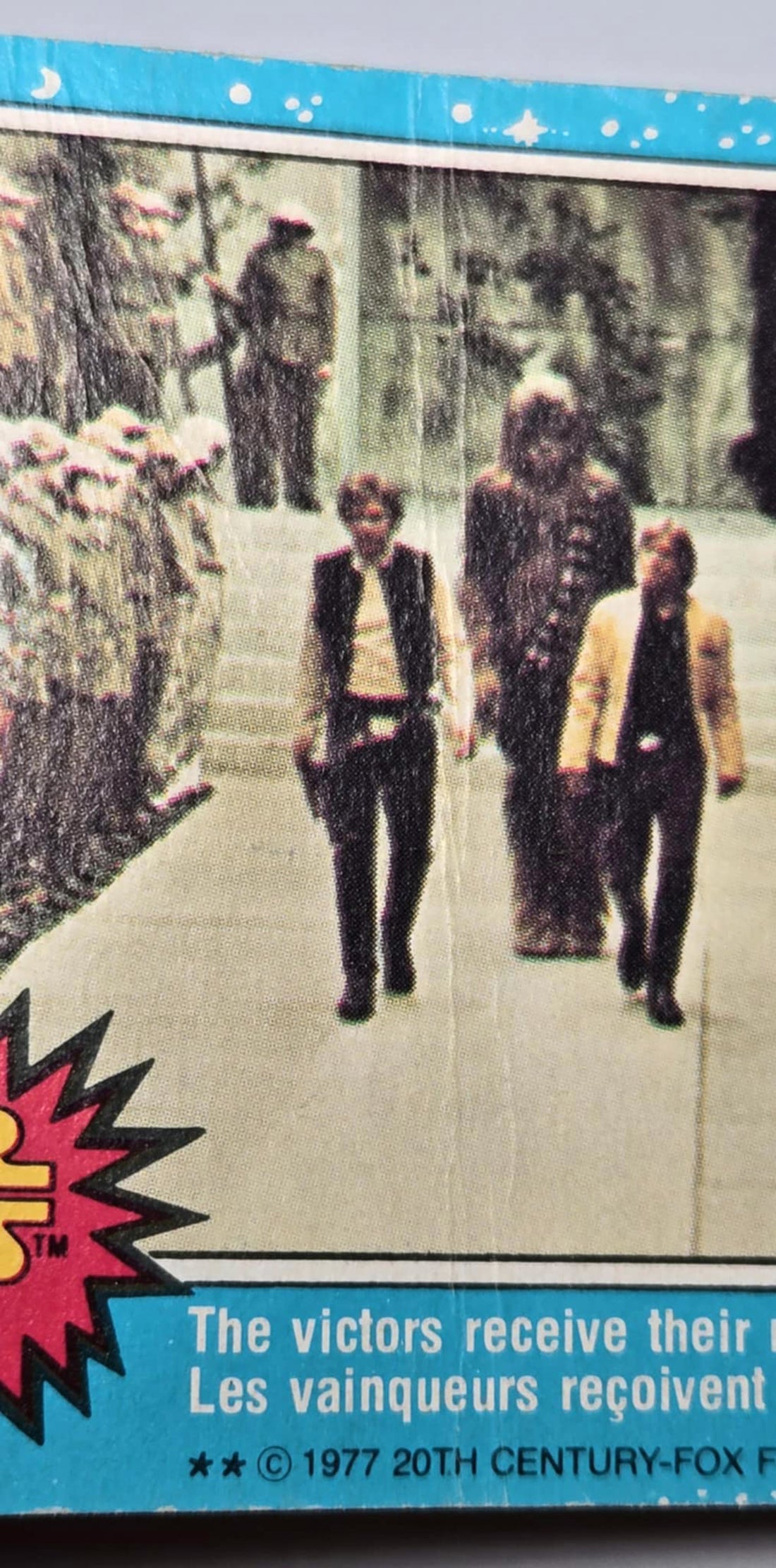Star Wars 1977 Trading Card #54 The Victors Receive Their Reward FR-ENG OPC L019227