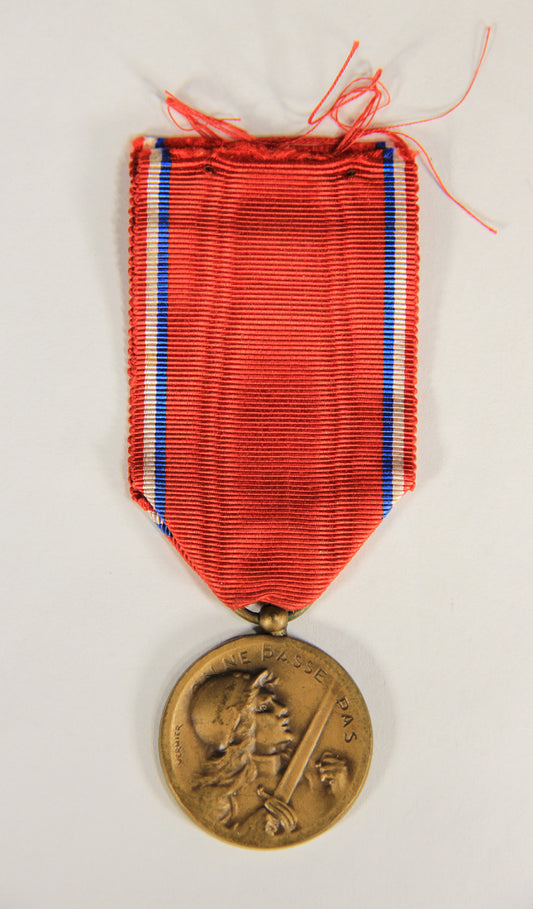 France 1917 WWI Médaille De La Bataille De Verdun Type 1 - Battle Of Verdun - Bronze L019471