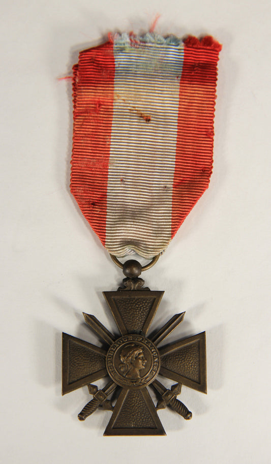 France 1921 WWI Medal Croix De Guerre Des Théâtres D'Opérations Extérieurs - Bronze L019474