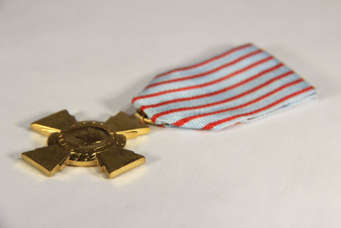 France 1930 WWI War Medal La Croix Du Combattant - Combatant's Cross - Bronze L019476