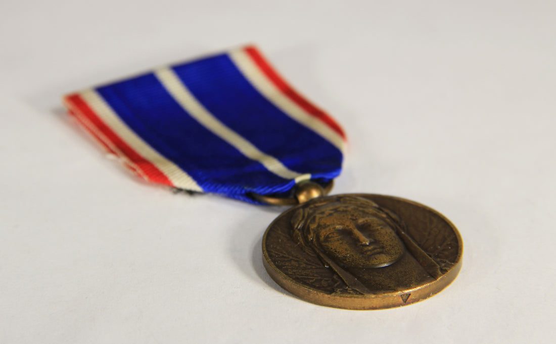 France 1925 WWI Médaille Volontaires Rhénanie, Ruhr Et Tirol - 2e Type - Bronze L019482