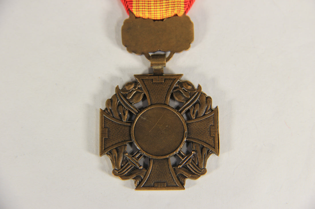 South Vietnam 1950 War Medal - Gallantry Cross - Bronze - Croix De Vaillance L019494