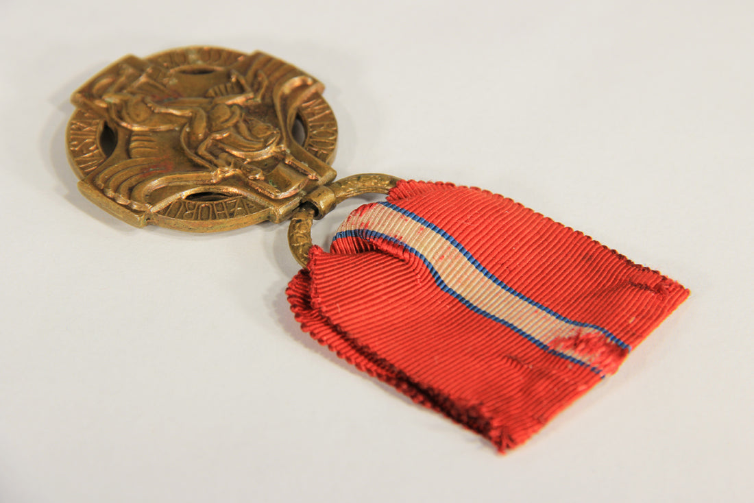 Czechoslovakia 1918 WWI Revolutionary Cross - Croix De La Révolution - Bronze L019496