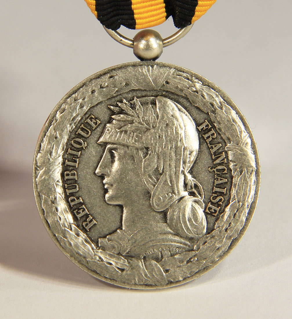 France 1892 Médaille Commémorative De L'Expédition Du Dahomey - .950 Silver L019504