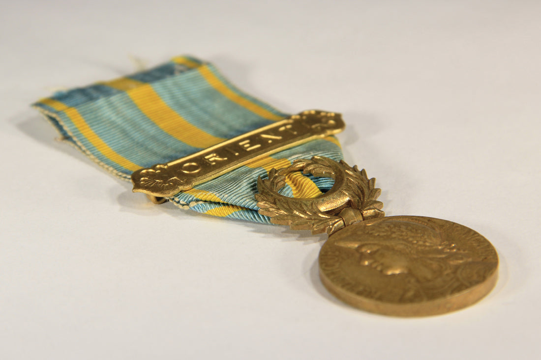 France 1926 WWI Médaille Commémorative D'Orient With Clasp - Gilded Bronze L019512