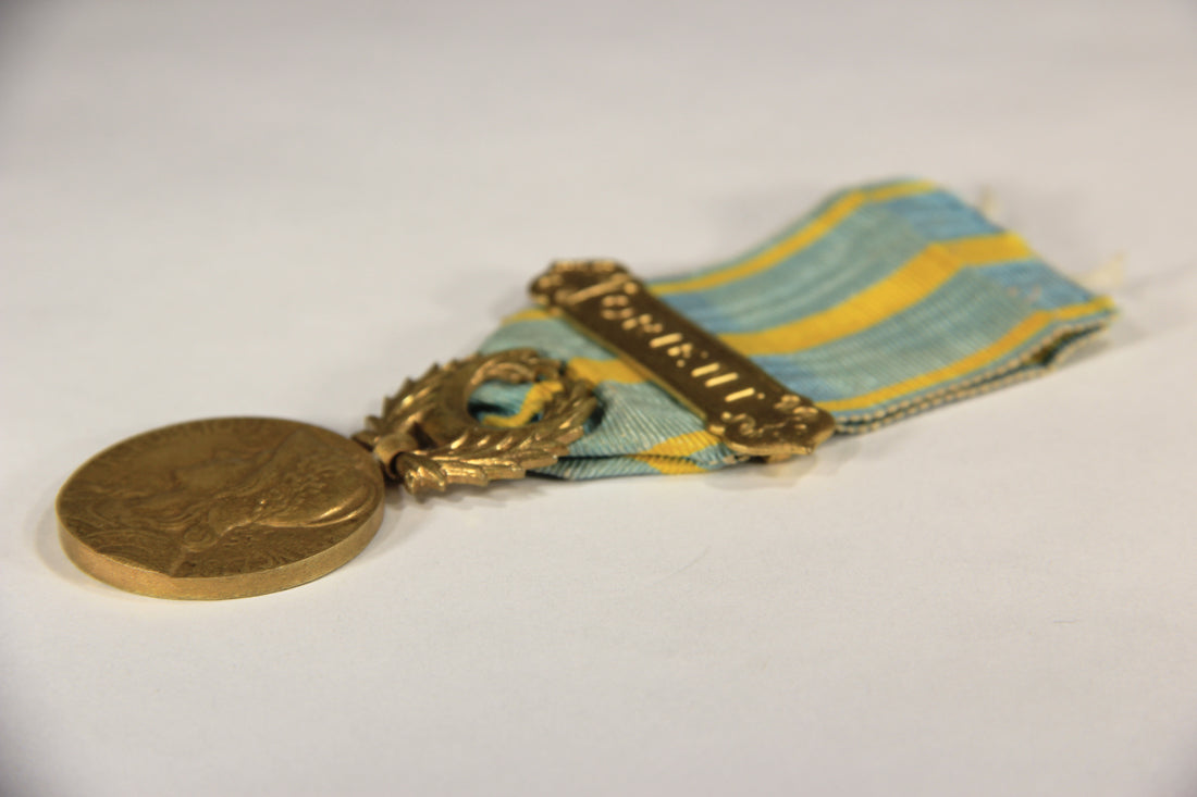 France 1926 WWI Médaille Commémorative D'Orient With Clasp - Gilded Bronze L019512