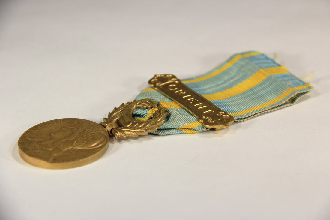 France 1926 WWI Médaille Commémorative D'Orient With Clasp - Gilded Bronze L019512