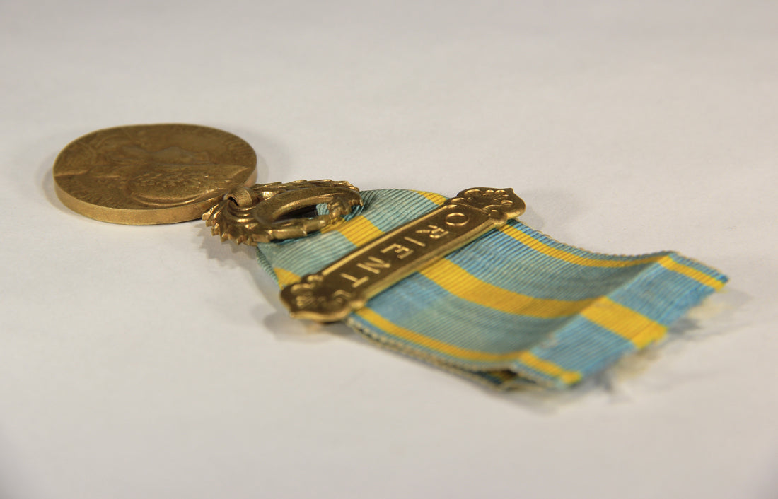 France 1926 WWI Médaille Commémorative D'Orient With Clasp - Gilded Bronze L019512