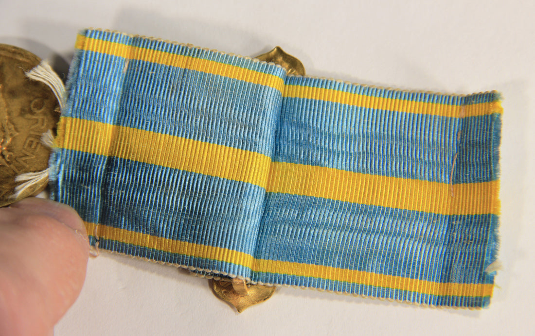 France 1926 WWI Médaille Commémorative D'Orient With Clasp - Gilded Bronze L019512