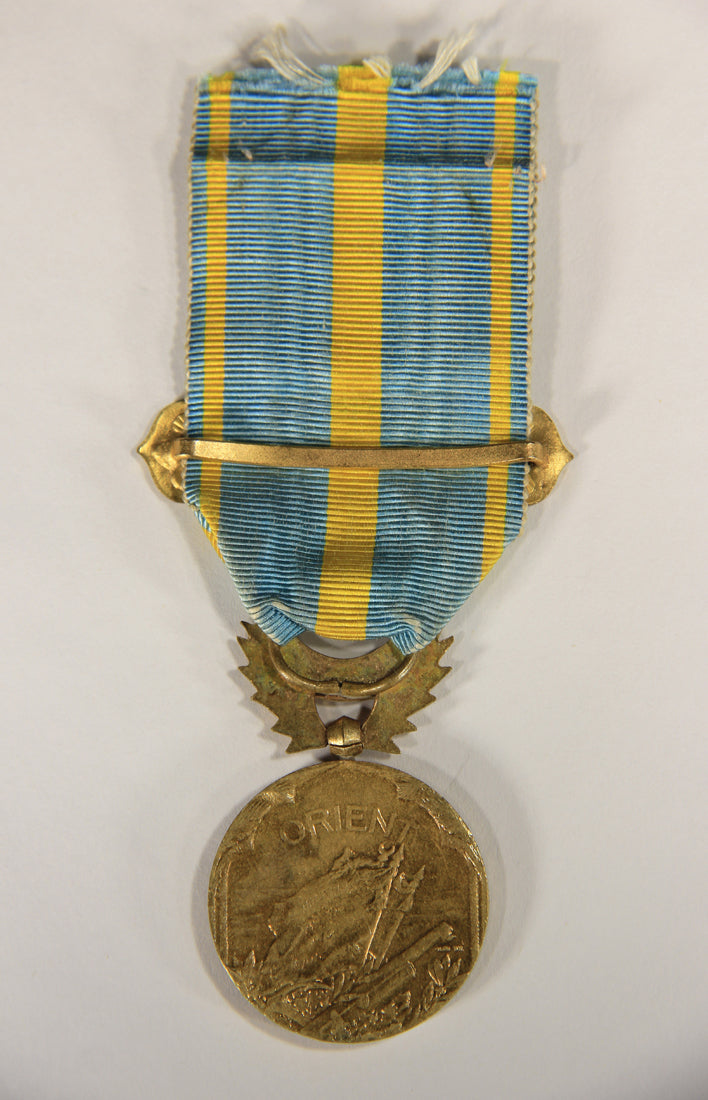 France 1926 WWI Médaille Commémorative D'Orient With Clasp - Gilded Bronze L019512