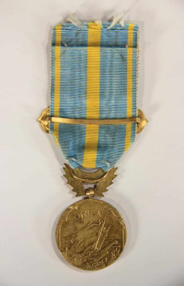 France 1926 WWI Médaille Commémorative D'Orient With Clasp - Gilded Bronze L019512