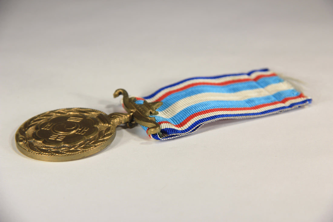 France 1952 Médaille Des Opération Des Nations Unies En Corée - Bronze L019513