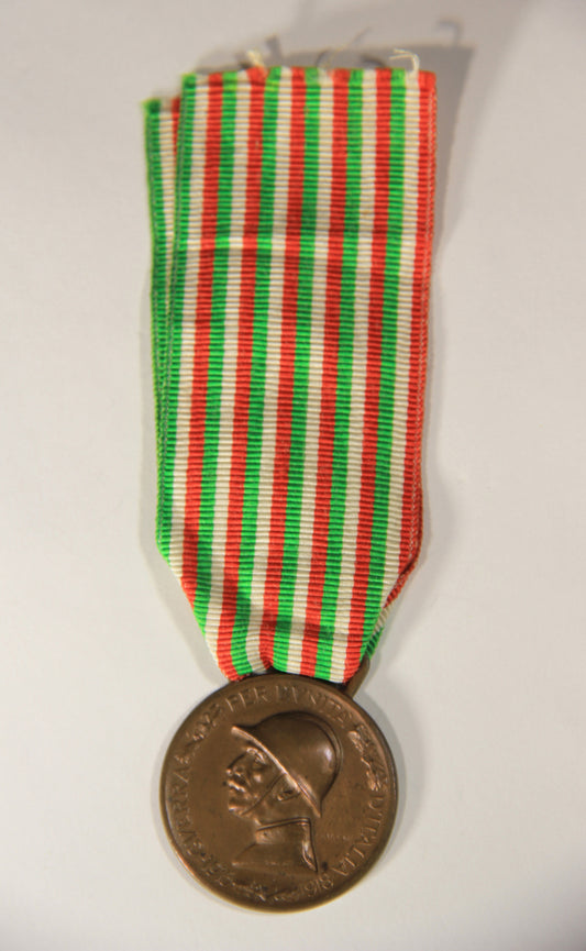 Italy 1920 WWI Commemorative Medal For The Italo-Austrian War 1915-1918 Bronze L019518