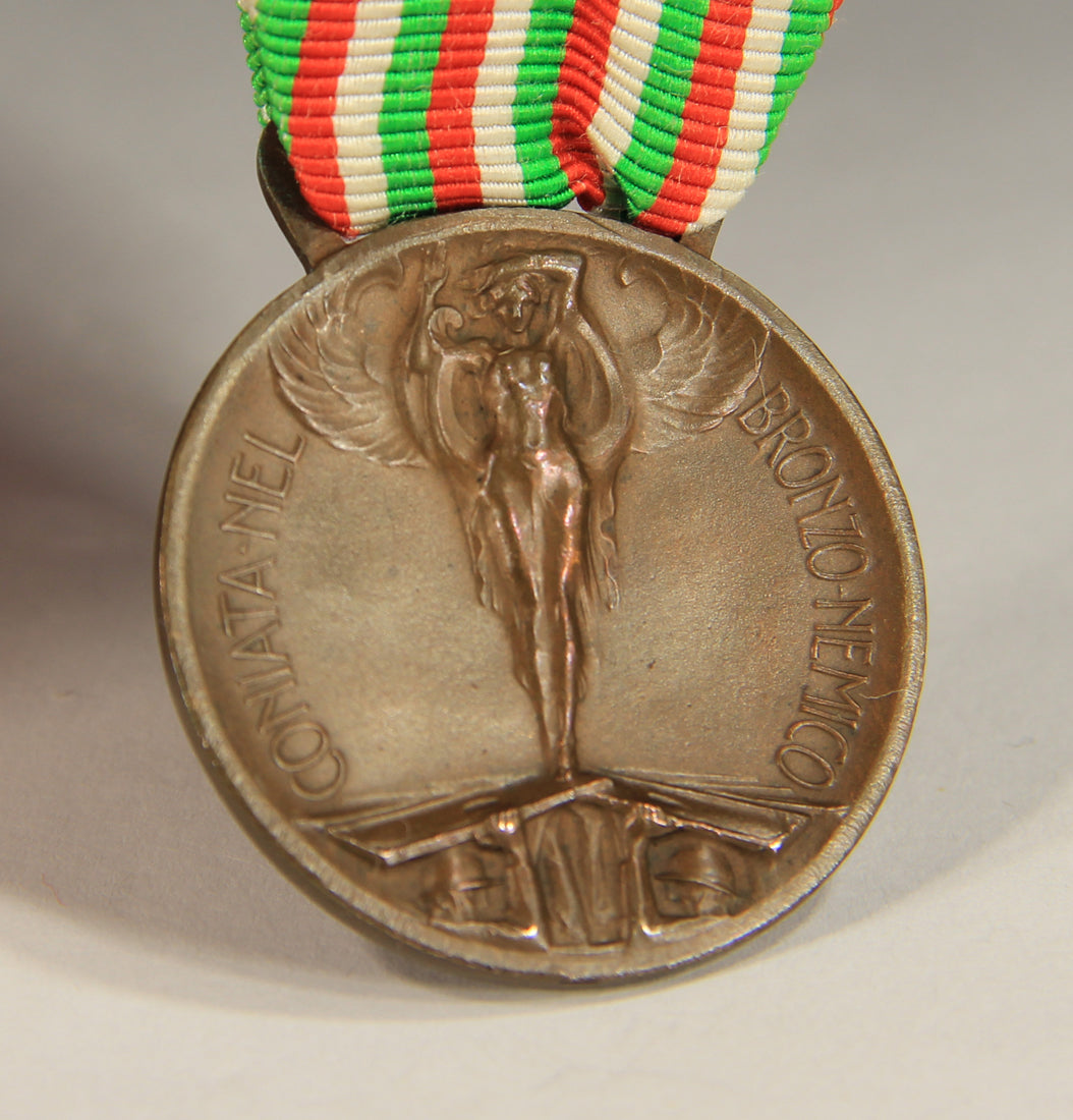 Italy 1920 WWI Commemorative Medal For The Italo-Austrian War 1915-1918 Bronze L019518