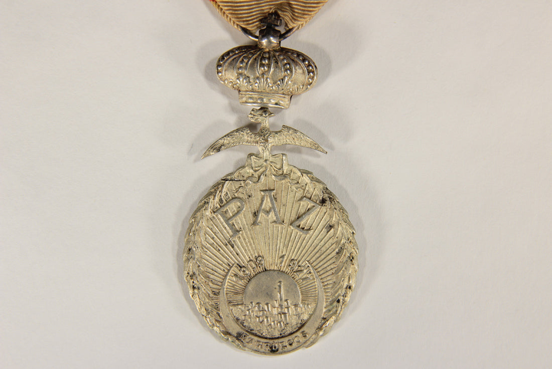 Spain 1927 Medal For Peace In Northern Morocco - Full Crown - Damaged - Silvered Zinc L019520