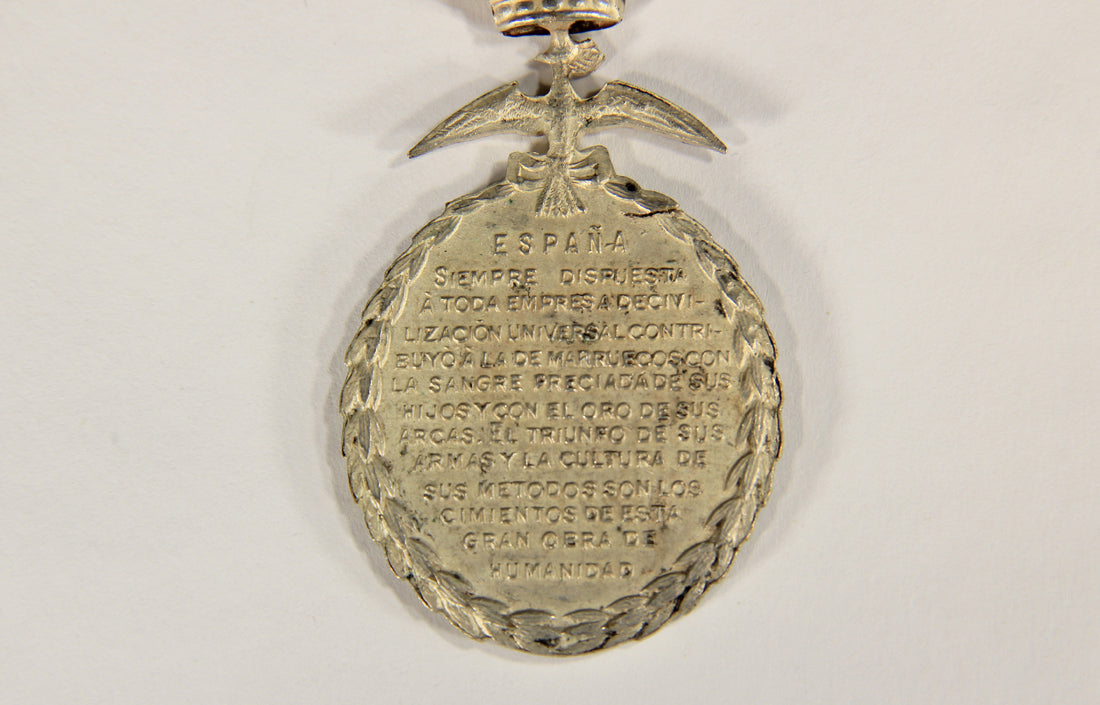 Spain 1927 Medal For Peace In Northern Morocco - Full Crown - Damaged - Silvered Zinc L019520