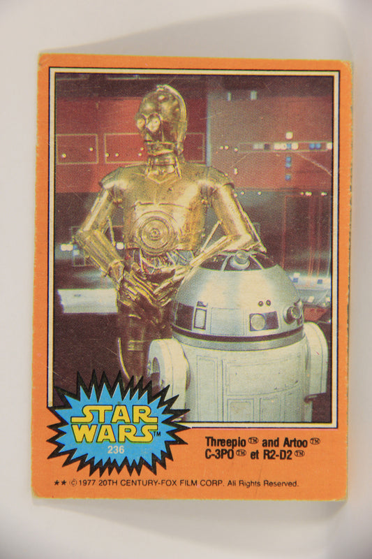 Star Wars 1977 Trading Card #236 Threepio And Artoo FR-ENG OPC L019844