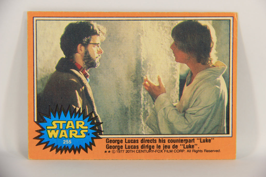 Star Wars 1977 Card #255 George Lucas Directs His Counterpart Luke FR-ENG OPC L019847