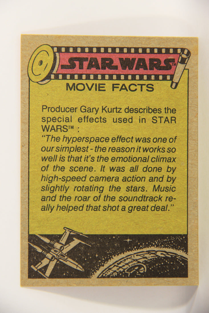 Star Wars 1977 Trading Card #83 Aboard The Millennium Falcon ENG Topps L019899