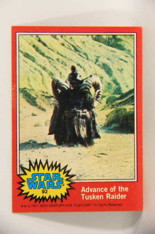 Star Wars 1977 Trading Card #92 Advance Of The Tusken Raider ENG Topps L019903