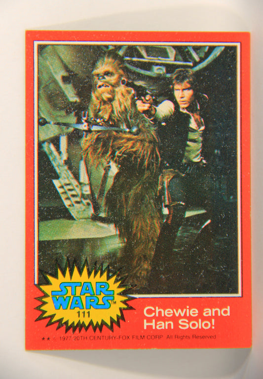 Star Wars 1977 Trading Card #111 Chewie And Han Solo ENG Topps L019917