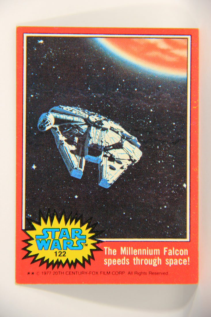 Star Wars 1977 Card #122 Millennium Falcon Speeds Through Space ENG Topps L019923