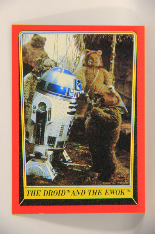 Star Wars ROTJ 1983 Trading Card #90 The Droid And The Ewok ENG Topps L019941
